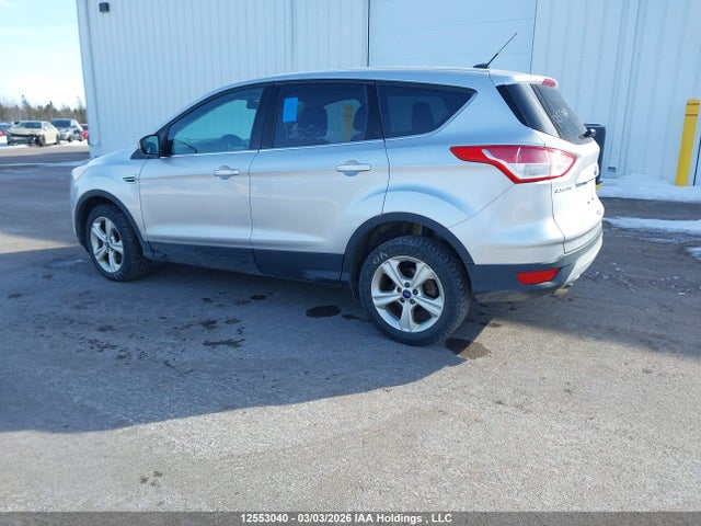 1FMCU0GX9EUD53935 Ford ESCAPE SE