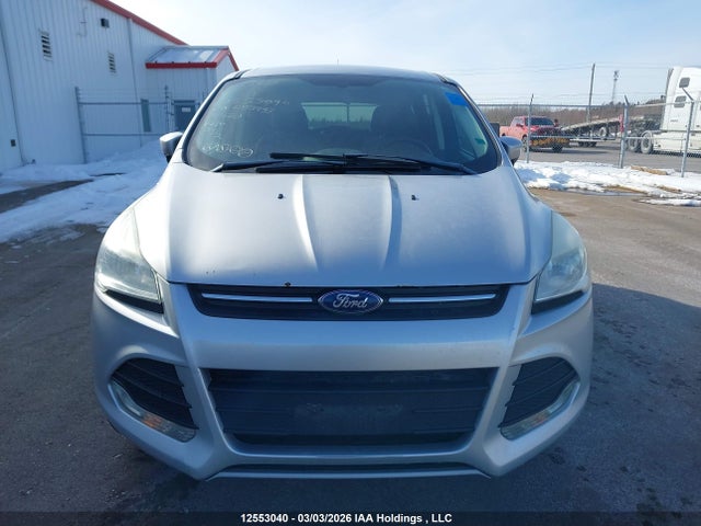 1FMCU0GX9EUD53935 Ford ESCAPE SE