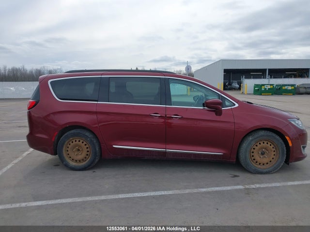 Chrysler Pacifica Touring-l 2017 2C4RC1BG6HR538007 Image 12