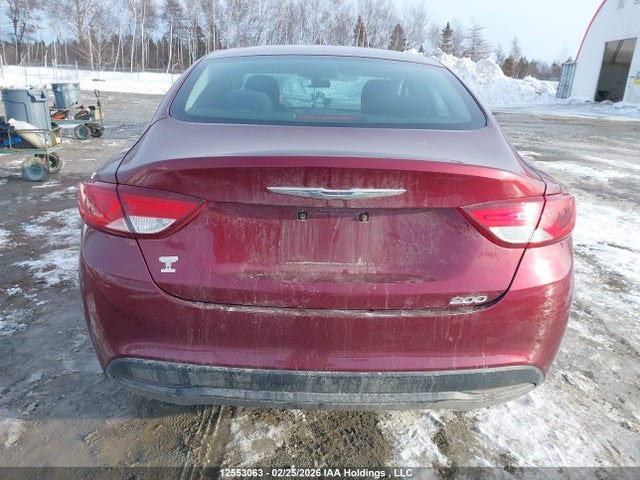 Chrysler 200 LX 2015 1C3CCCFB7FN717395 Image 15