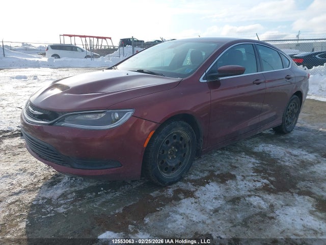 Chrysler 200 LX 2015 1C3CCCFB7FN717395 Image 2