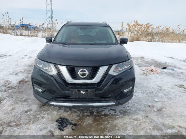 5N1AT2MV8HC838943 Nissan Rogue Sv/sl