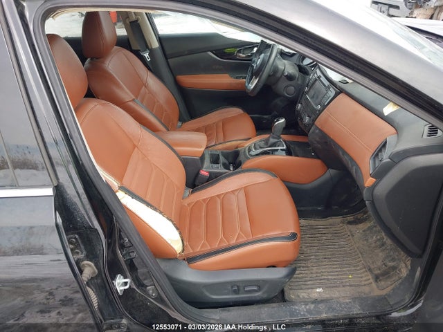 5N1AT2MV8HC838943 Nissan Rogue Sv/sl
