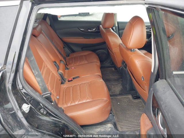 5N1AT2MV8HC838943 Nissan Rogue Sv/sl