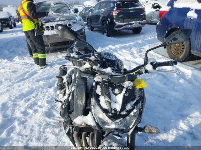 JKBZRCB10GDA18241 Kawasaki Zr800 B