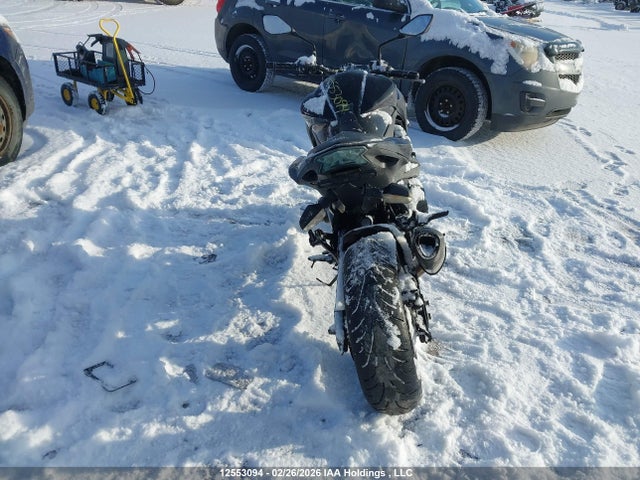 JKBZRCB10GDA18241 Kawasaki Zr800 B