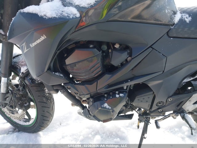 JKBZRCB10GDA18241 Kawasaki Zr800 B
