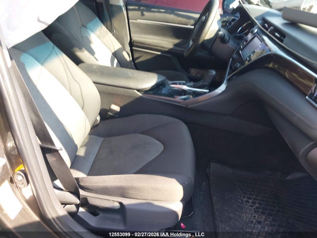 Продаж на аукціоні авто 2018 Toyota Camry Hybrid Le, vin: 4T1B31HK8JU508038, номер лоту: 12553099