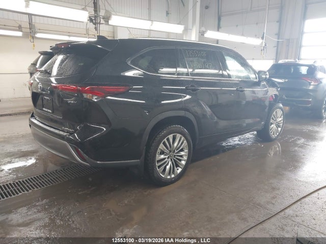 Aukcja sprzedaży 2026 Toyota Highlander Hybrid Limited/hybrid Platinum, vin: 5TDEBRCH4TS701177, numer aukcji: 12553100