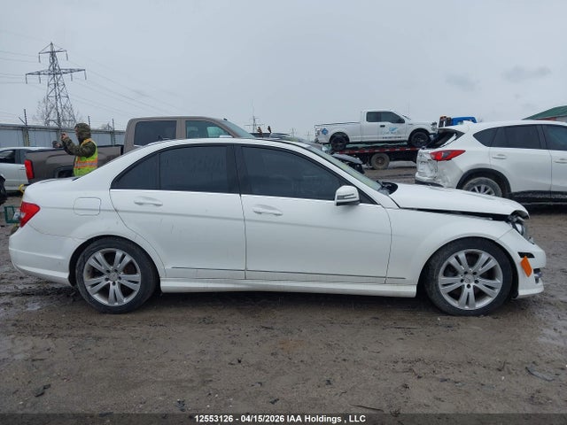 12553126 :رقم المزاد ، WDDGF8AB2EA948841 vin ، 2014 Mercedes-benz C 300 4matic مزاد بيع