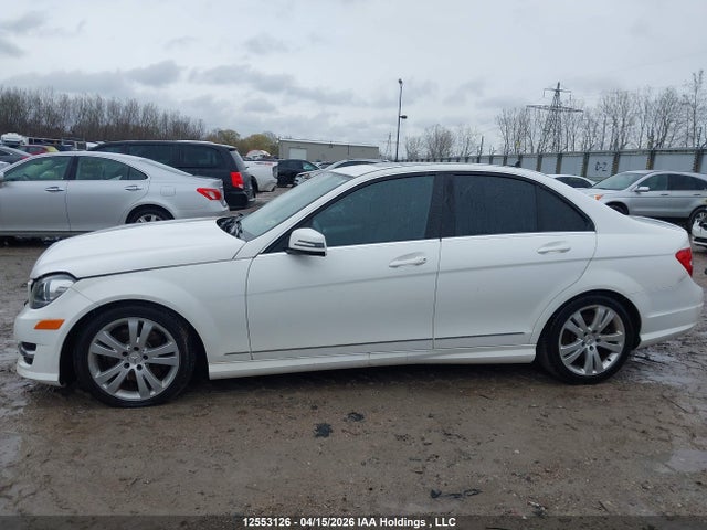 12553126 :رقم المزاد ، WDDGF8AB2EA948841 vin ، 2014 Mercedes-benz C 300 4matic مزاد بيع