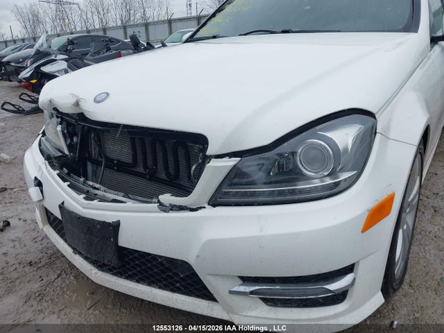 12553126 :رقم المزاد ، WDDGF8AB2EA948841 vin ، 2014 Mercedes-benz C 300 4matic مزاد بيع