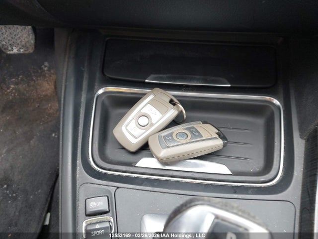 2013 Bmw 320 I Xdrive მანქანა იყიდება აუქციონზე, vin: WBA3C3C56DF980900, აუქციონის ნომერი: 12553169