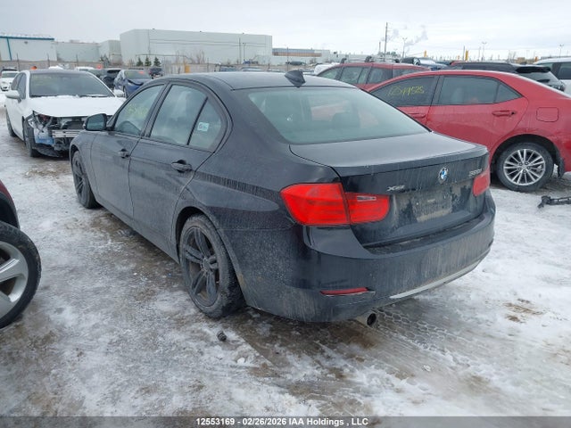 2013 Bmw 320 I Xdrive მანქანა იყიდება აუქციონზე, vin: WBA3C3C56DF980900, აუქციონის ნომერი: 12553169