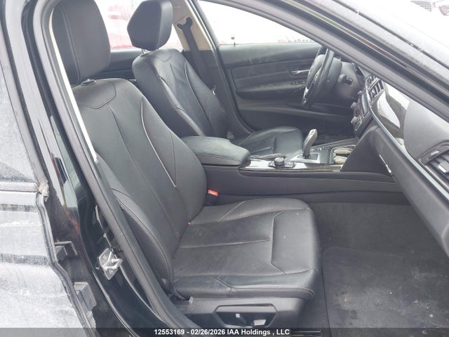 2013 Bmw 320 I Xdrive მანქანა იყიდება აუქციონზე, vin: WBA3C3C56DF980900, აუქციონის ნომერი: 12553169