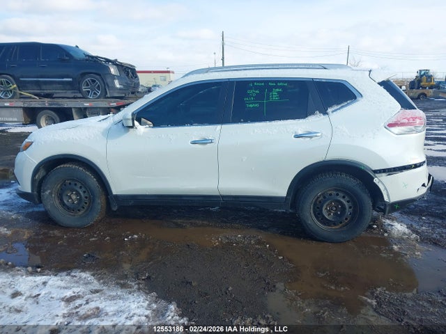 5N1AT2MV0FC887616 Nissan Rogue