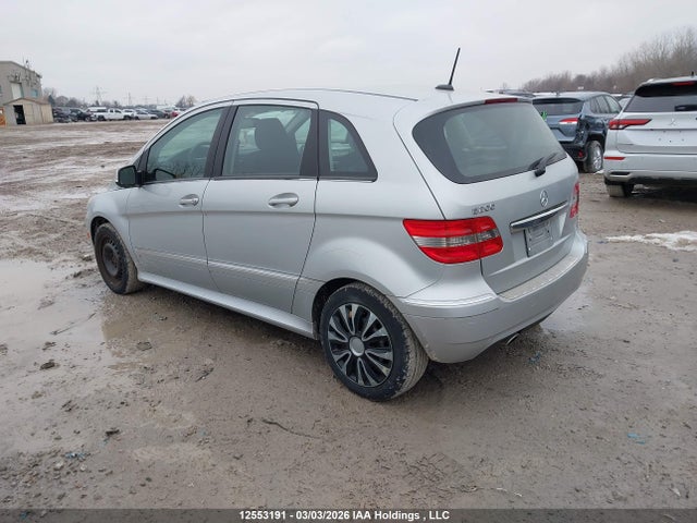 2011 Mercedes-benz B200 მანქანა იყიდება აუქციონზე, vin: WDDFH3DB1BJ620469, აუქციონის ნომერი: 12553191