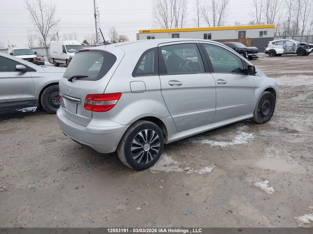 2011 Mercedes-benz B200 მანქანა იყიდება აუქციონზე, vin: WDDFH3DB1BJ620469, აუქციონის ნომერი: 12553191