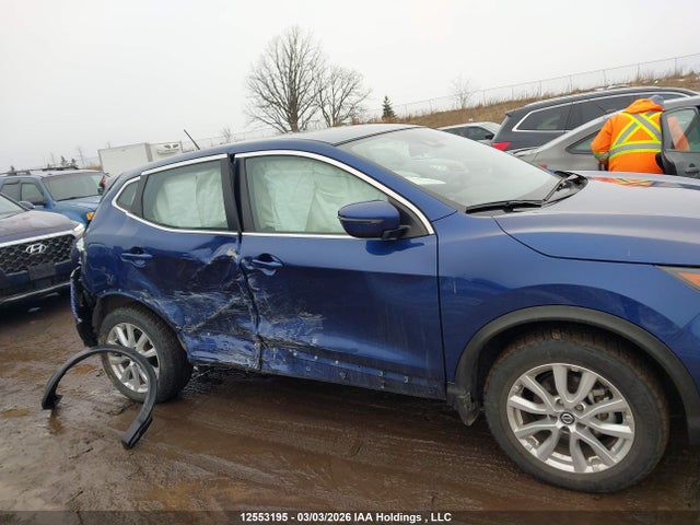 JN1BJ1AV4PW000695 Nissan Qashqai S 4dr2wd