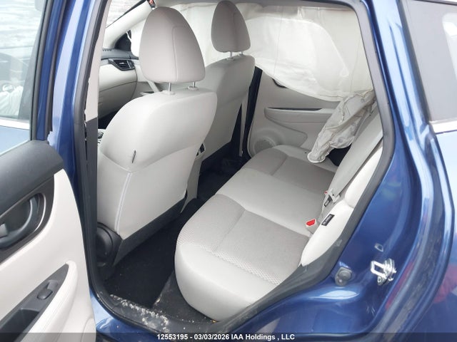 JN1BJ1AV4PW000695 Nissan Qashqai S 4dr2wd