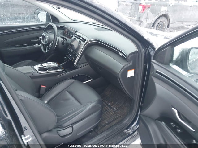 KM8JCCA17PU108201 Hyundai Tucson Luxury
