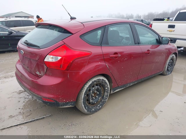 1FADP3K2XEL289154 Ford FOCUS SE