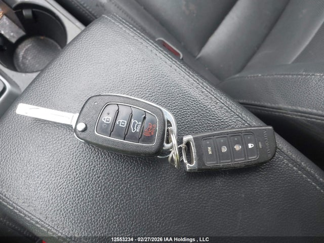 KM8J3CA45HU545951 Hyundai Tucson Limited/sport And Eco/se