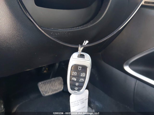 KM8JCCA1XPU108791 Hyundai Tucson Luxury