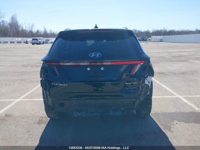 KM8JCCA1XPU108791 Hyundai Tucson Luxury