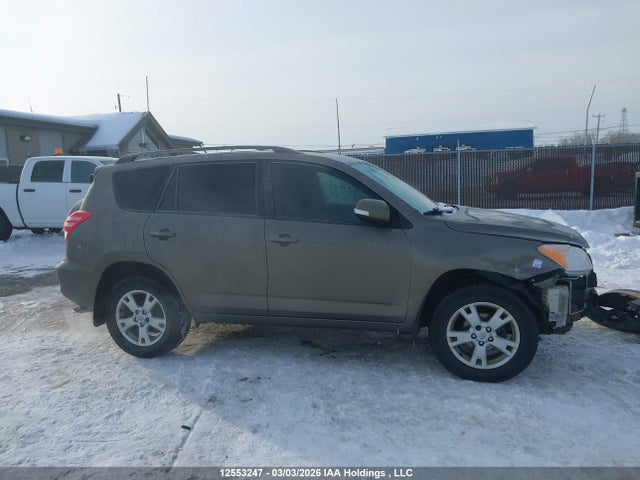 12553247 :رقم المزاد ، 2T3BF4DV7BW163845 vin ، 2011 Toyota Rav4 مزاد بيع