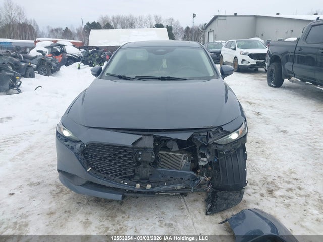 JM1BPBCMXR1707726 Mazda 3 Preferred