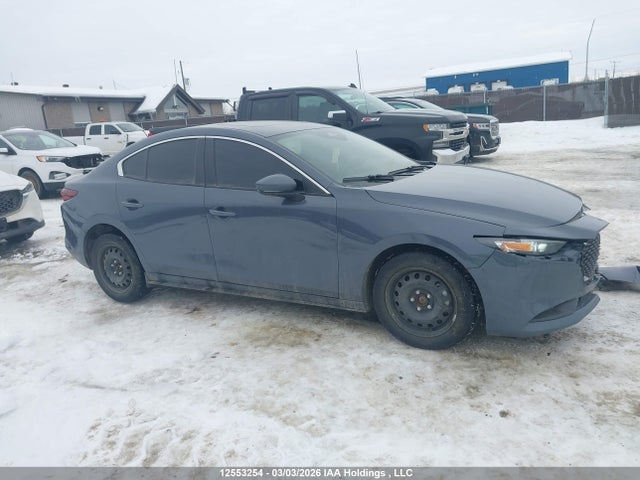 JM1BPBCMXR1707726 Mazda 3 Preferred