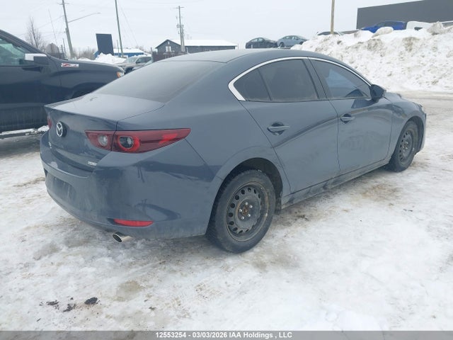 JM1BPBCMXR1707726 Mazda 3 Preferred