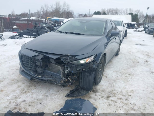 JM1BPBCMXR1707726 Mazda 3 Preferred