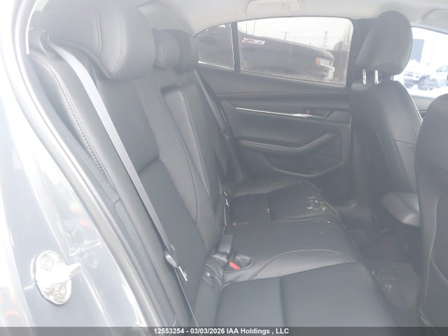 JM1BPBCMXR1707726 Mazda 3 Preferred