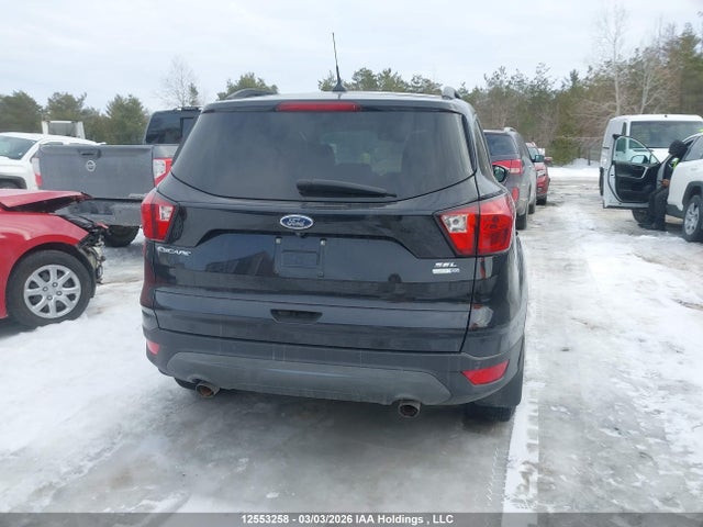 12553258 :رقم المزاد ، 1FMCU9HD6KUB89967 vin ، 2019 Ford Escape Sel مزاد بيع