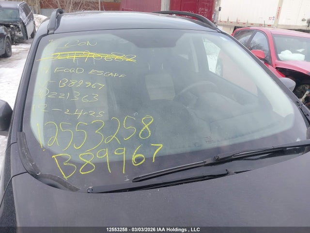 12553258 :رقم المزاد ، 1FMCU9HD6KUB89967 vin ، 2019 Ford Escape Sel مزاد بيع