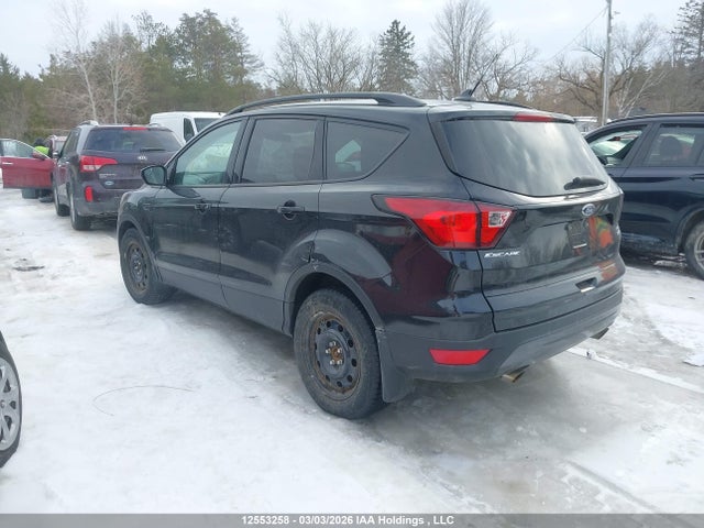 12553258 :رقم المزاد ، 1FMCU9HD6KUB89967 vin ، 2019 Ford Escape Sel مزاد بيع