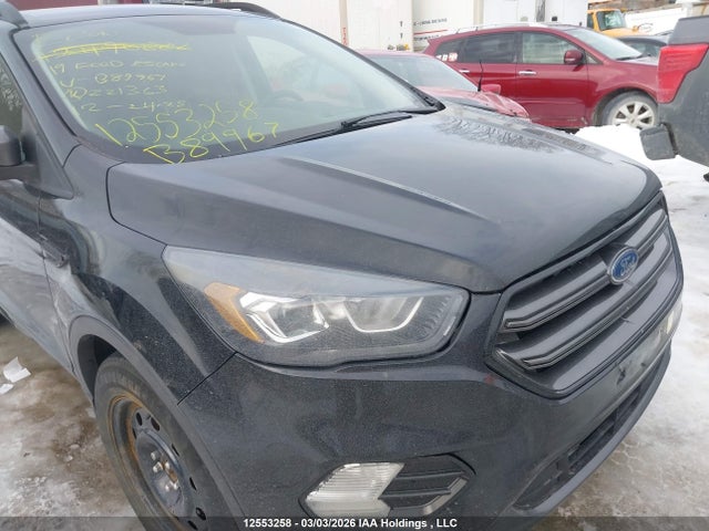 12553258 :رقم المزاد ، 1FMCU9HD6KUB89967 vin ، 2019 Ford Escape Sel مزاد بيع