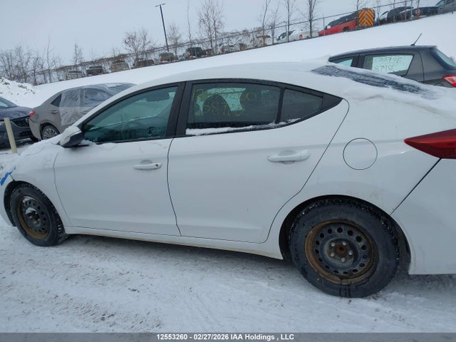KMHD84LF0JU558700 Hyundai Elantra