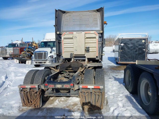 4V4NC9EJ4JN901027 Volvo VNL