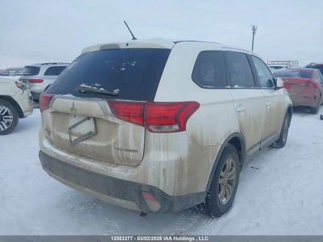 12553277 :رقم المزاد ، JA4AZ2A38GZ600246 vin ، 2016 Mitsubishi Outlander Es مزاد بيع