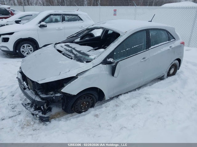 KMHD25LH8GU281733 Hyundai Elantra Gt Gl