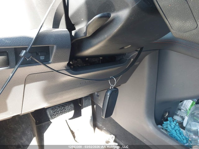 5TDGRKEC9NS084181 Toyota Sienna Le/xle/xse/limited/platinum