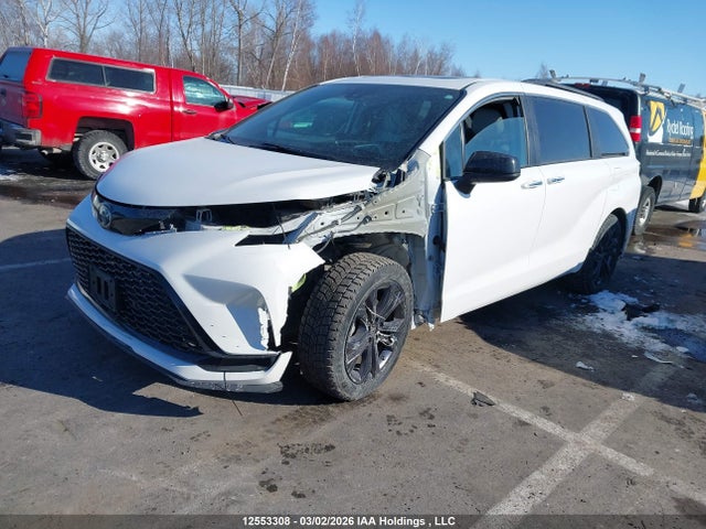 5TDGRKEC9NS084181 Toyota Sienna Le/xle/xse/limited/platinum