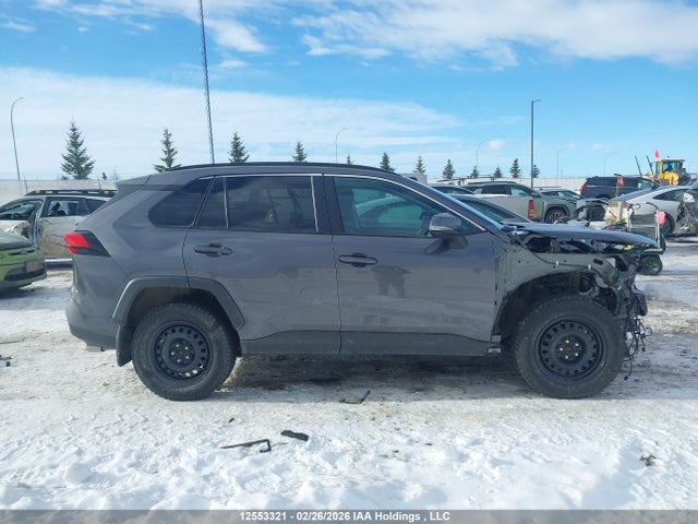 2T3R1RFV8SC551112 Toyota RAV4