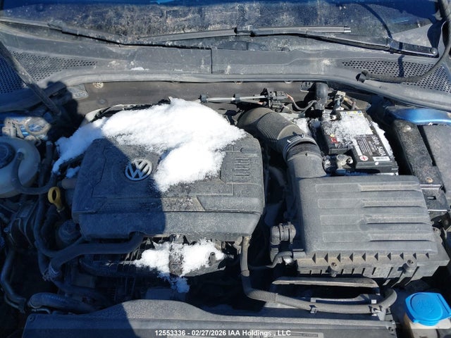 3VW217AU5JM767581 Volkswagen Golf Sportwagen S
