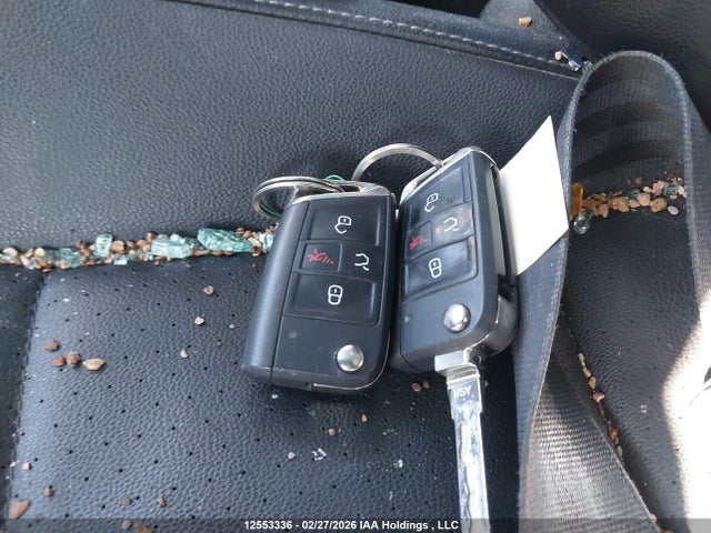 3VW217AU5JM767581 Volkswagen Golf Sportwagen S