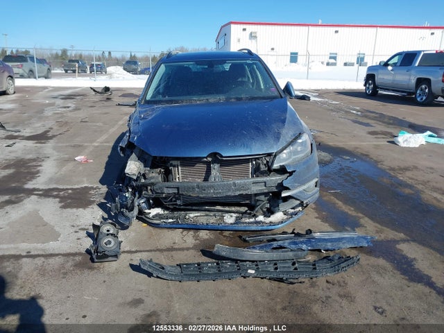 3VW217AU5JM767581 Volkswagen Golf Sportwagen S