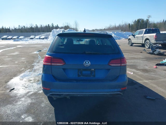 3VW217AU5JM767581 Volkswagen Golf Sportwagen S